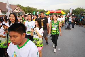 BIB: 2488
                            <button type="button" onclick="openModal(3530926)" class="btn btn-primary btn-sm float-right btn-popup" data-toggle="modal" data-target=".modal-high-quality">
                        <i class="fas fa-shopping-cart"></i> Add to Cart
                    </button>
                                            <button type="button" onclick="isThisMe(3530926, true)" class="btn btn-success btn-sm float-right btn-popup btn-isme hidden" data-toggle="tooltip" data-placement="bottom" title="นี่คือรูปของคุณใช่ไหม คลิกที่นี่เพื่อเอาเข้าอัลบั้ม">
                        <i class="fas fa-plus"></i> Add to album
                    </button>
                    <button type="button" onclick="isThisMe(3530926, false)" class="btn btn-warning btn-sm float-right btn-popup btn-isnotme hidden">
                        <i class="fas fa-ban"></i> Remove from album
                    </button>